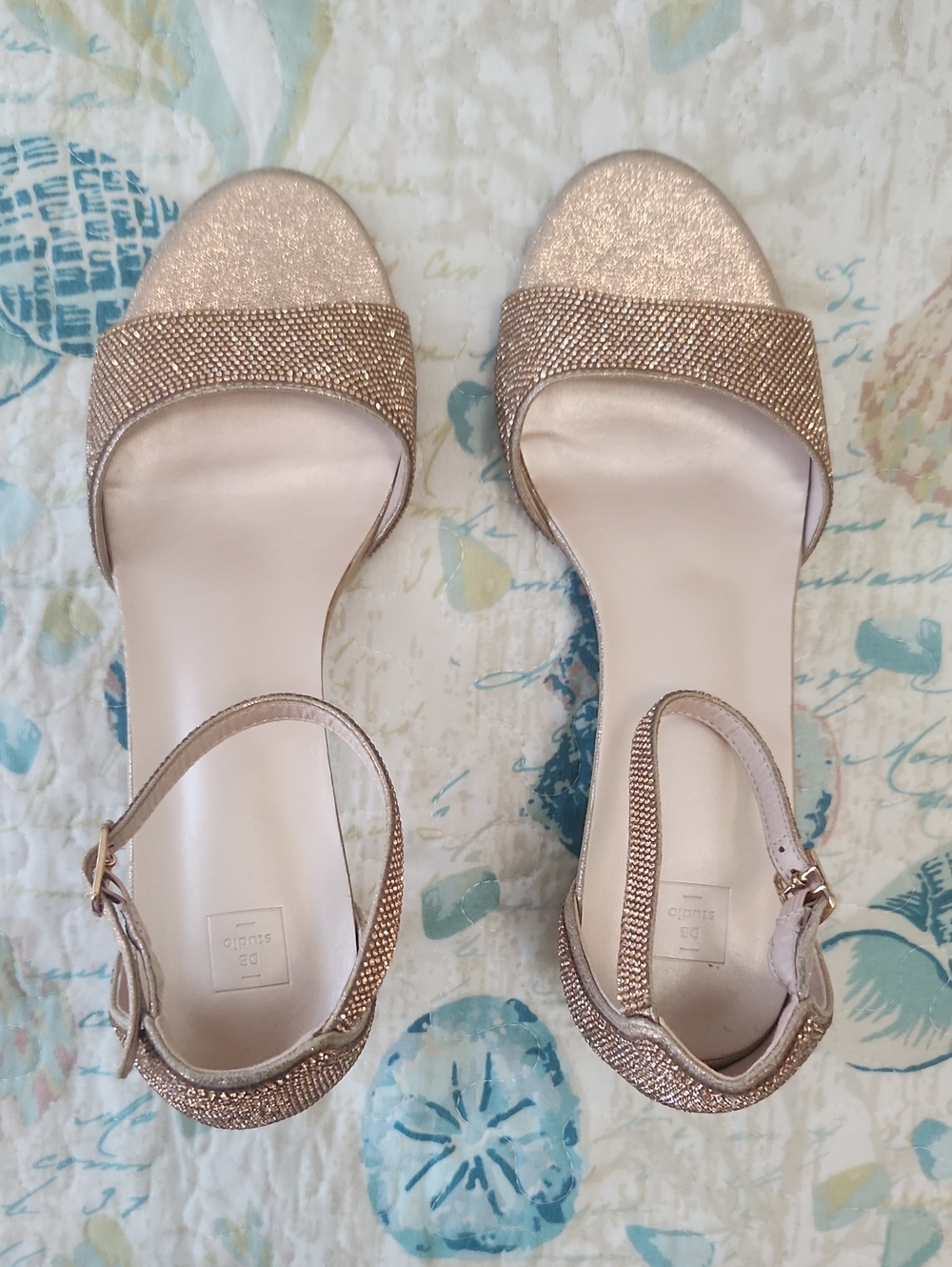 David's Bridal Glittery Sandals NWT